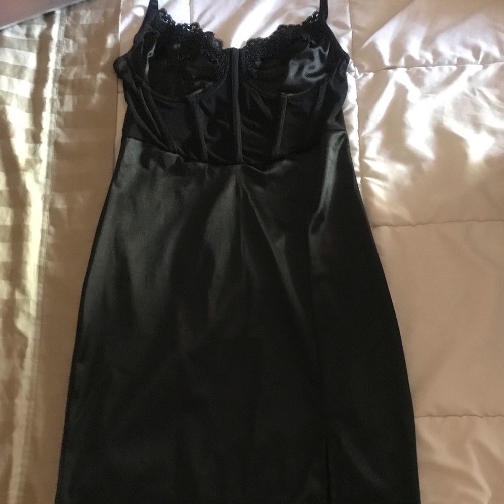 Very stretchy material
